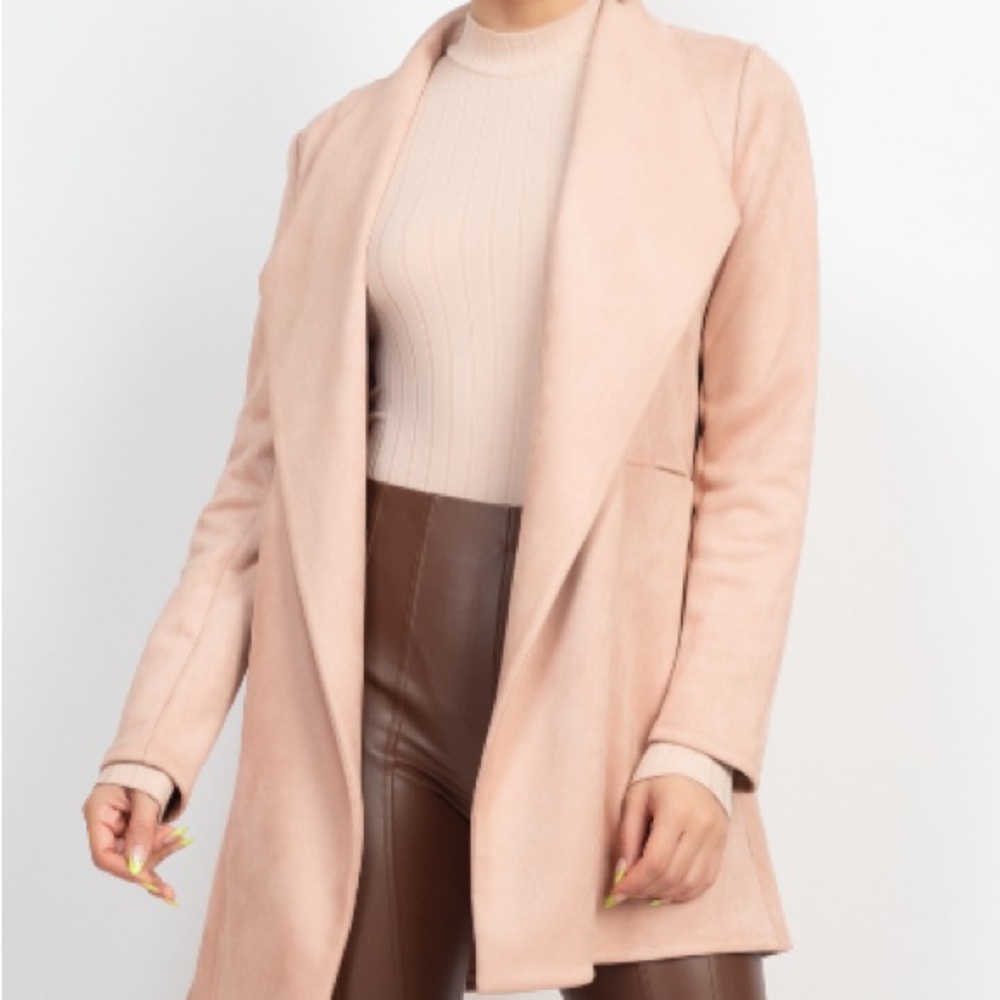 ⭕️ SOLD OUT ⭕️ NEW Blush Pink Open Front Faux Suede Blazer - Picture 5 of 7